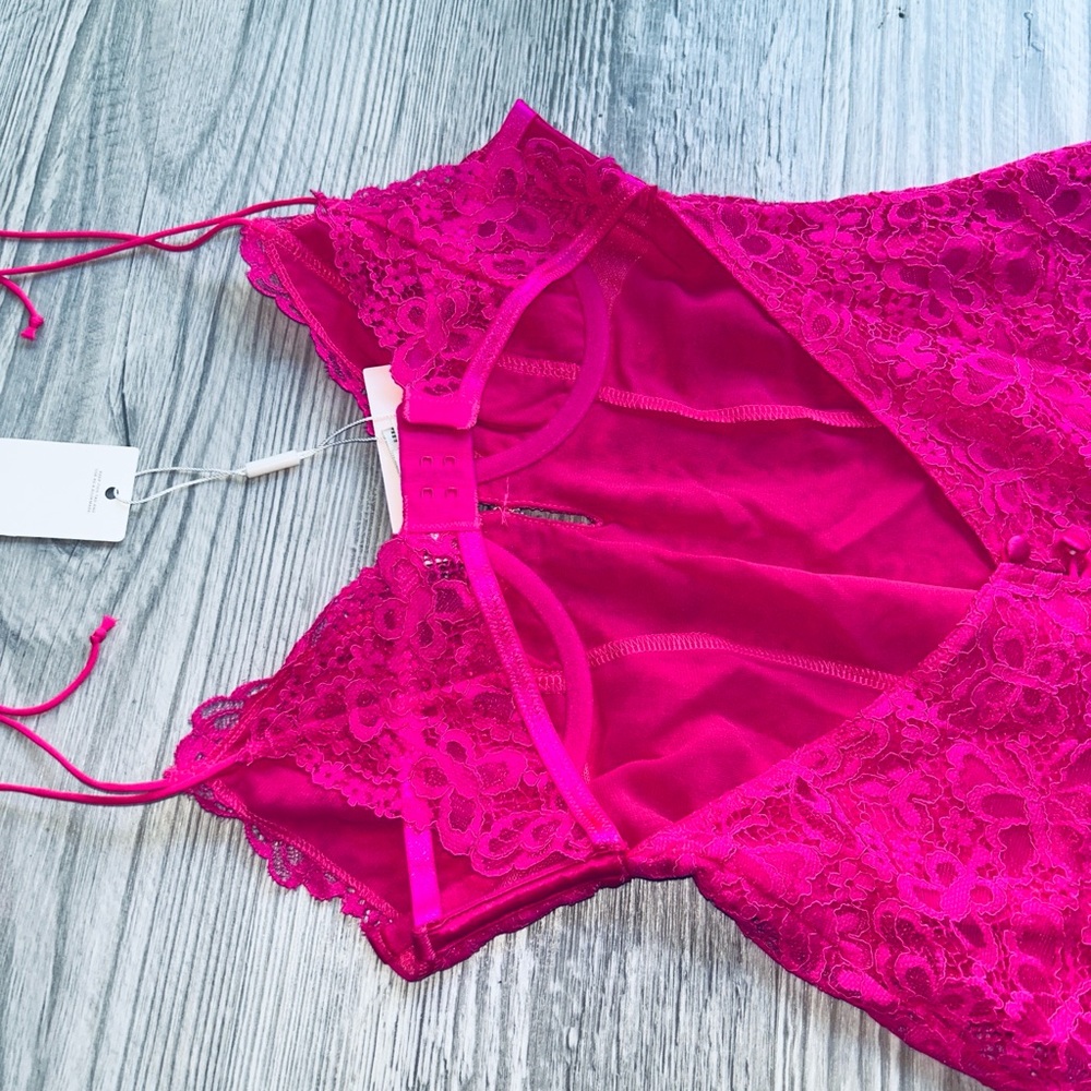 💕🍋For Love & Lemons Fuchsia Lace Mini Dress Victoria Secret Small NWT🎀 - Picture 7 of 14